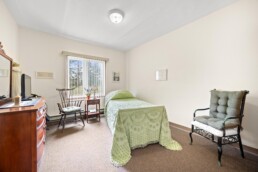 Lamplighter Manor - apartment interior