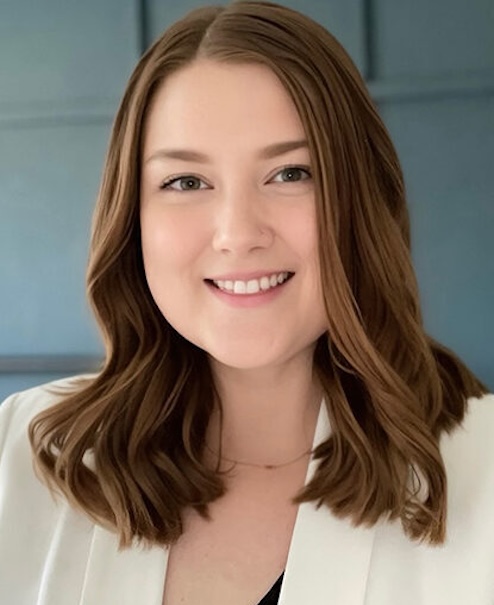 Professional color portrait of Becca Munoz