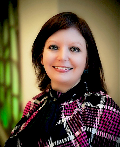 Professional color portrait of Jennifer Schreifels